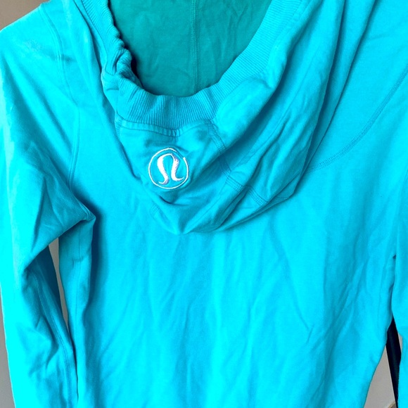 Lululemon TEAL DAILY PRACTICE JACKET - Picture 3 of 3